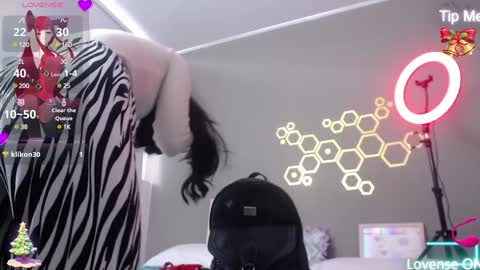Snapshot of ivana_rose chatting on January 5, 2025, 9:14 pm Adris online show from January 5, 2025, 9:14 pm