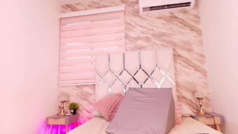 Snapshot of ivanna_vega_ chatting on February 10, 2026, 7:40 pm ivanna online show from February 10, 2026, 7:40 pm