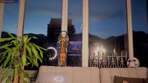 Ivanna West online show from October 15, 2025, 10:26 am