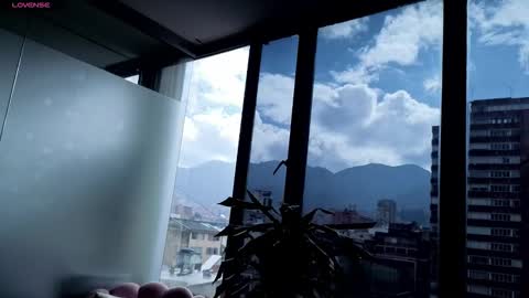 Ivanna West online show from October 26, 2025, 1:28 pm