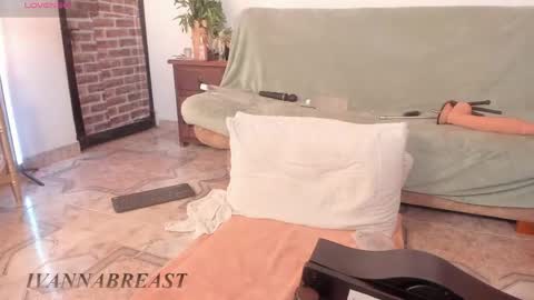 Ivannabreast online show from May 26, 2026, 1:01 am