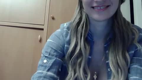 Snapshot of ivetta911 chatting on February 18, 2026, 3:08 pm ivetta911 online show from February 18, 2026, 3:08 pm