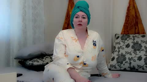 Snapshot of ivettasplash chatting on January 15, 2025, 2:38 am IrennaSplash online show from January 15, 2025, 2:38 am