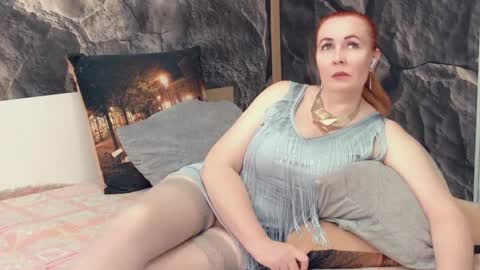 IrennaSplash online show from November 24, 2025, 1:38 am