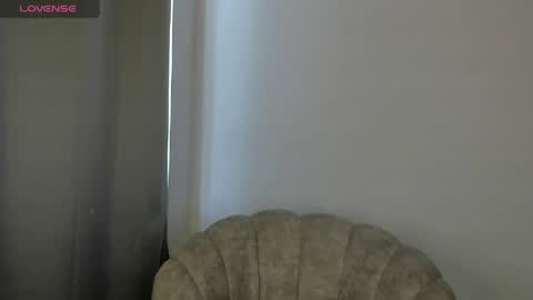 ivone_ashar online show from May 27, 2026, 8:06 pm