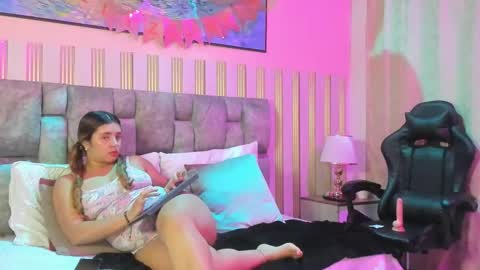 ivonne online show from December 17, 2025, 11:16 am