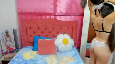 Ivonny online show from November 10, 2025, 11:09 am