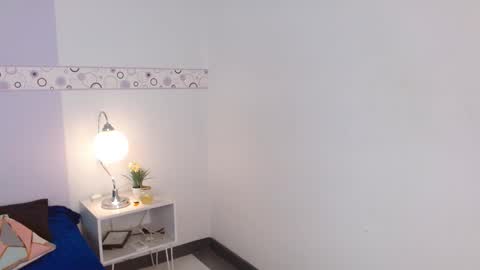 IvonnyBon online show from March 22, 2026, 3:10 am