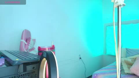 Snapshot of ivonnygoldie chatting on July 20, 2026, 11:18 pm Ivonny online show from July 20, 2026, 11:18 pm