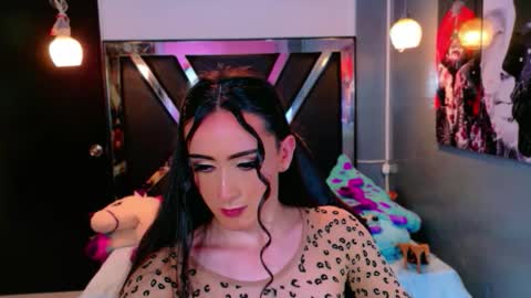 ivony giselle online show from March 8, 2026, 2:04 am