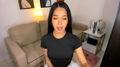 Snapshot of ivorycollins chatting on January 11, 2025, 5:10 am kirstenelsie online show from January 11, 2025, 5:10 am