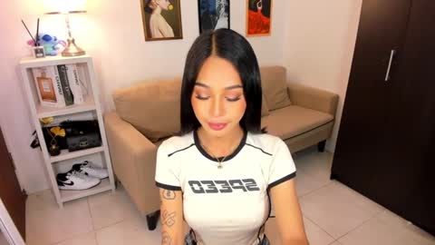 Snapshot of ivorycollins chatting on February 17, 2025, 3:47 am kirstenelsie online show from February 17, 2025, 3:47 am