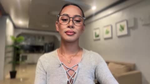 Snapshot of ivorycollins chatting on October 28, 2025, 2:04 am kirstenelsie online show from October 28, 2025, 2:04 am