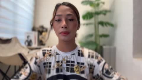 Snapshot of ivorycollins chatting on November 7, 2025, 1:05 am kirstenelsie online show from November 7, 2025, 1:05 am