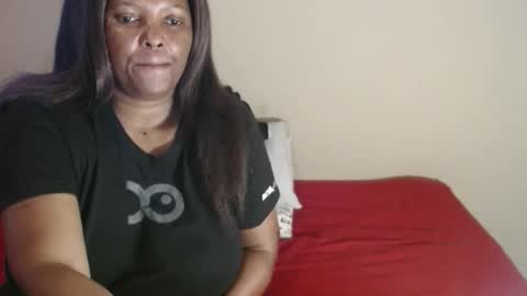 IVORYTITS48 online show from November 8, 2025, 6:24 am