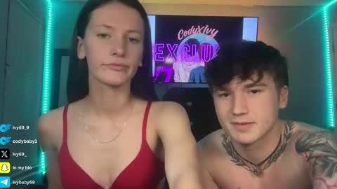 Snapshot of ivy69_9 chatting on February 23, 2025, 9:33 am ivy69 9 and cody online show from February 23, 2025, 9:33 am