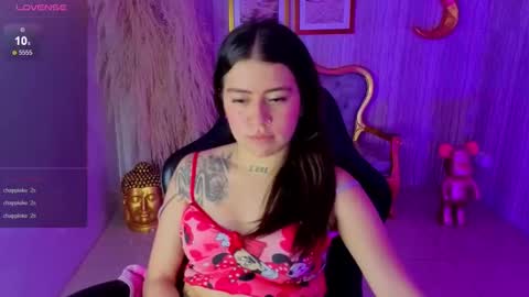 Ivy  online show from October 5, 2025, 8:56 am