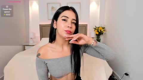 NEW MODEL Ivy online show from September 25, 2025, 8:12 pm