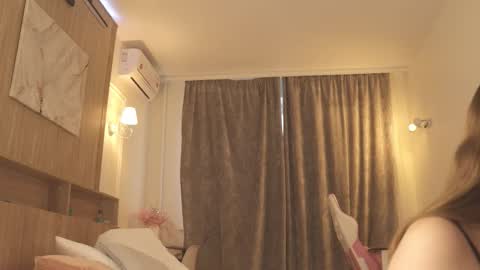 Ivy online show from March 28, 2026, 3:17 am