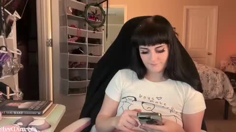 Snapshot of ivyminxxx chatting on January 11, 2025, 9:57 am Ivy Minxxx online show from January 11, 2025, 9:57 am