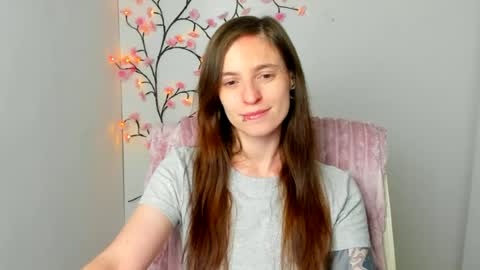 Ivy online show from May 21, 2026, 12:45 pm