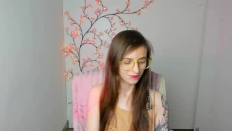 Snapshot of ivynoir_ chatting on July 12, 2026, 2:08 pm Ivy online show from July 12, 2026, 2:08 pm