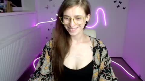 Snapshot of ivynoir_ chatting on July 29, 2026, 7:23 pm Ivy online show from July 29, 2026, 7:23 pm