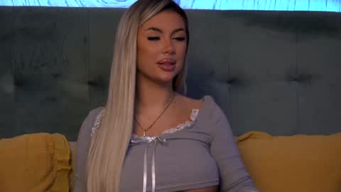 Snapshot of ivyrubens chatting on January 29, 2025, 6:33 am Ivy online show from January 29, 2025, 6:33 am