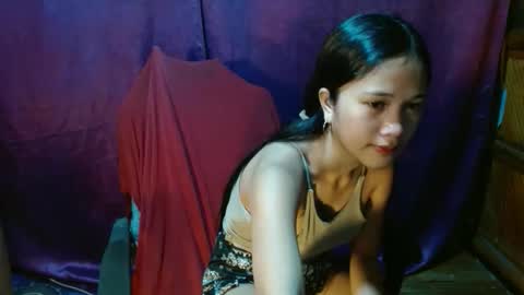 Snapshot of ivysnow07 chatting on December 16, 2025, 8:41 am MAI online show from December 16, 2025, 8:41 am