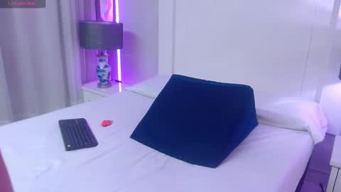 Snapshot of ivyy_crystal chatting on February 26, 2025, 12:58 pm Ivy online show from February 26, 2025, 12:58 pm