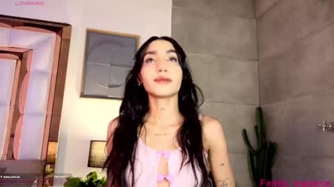 Snapshot of ivyy_pierce chatting on September 24, 2025, 6:22 pm Ivy Pierce online show from September 24, 2025, 6:22 pm
