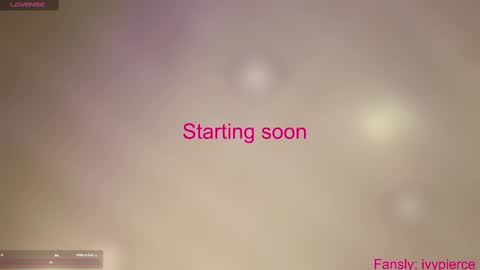 Snapshot of ivyy_pierce chatting on October 4, 2025, 9:35 pm Ivy Pierce online show from October 4, 2025, 9:35 pm