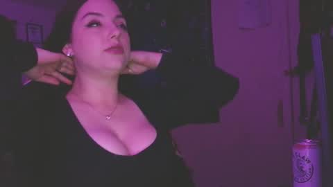 Snapshot of ivyy_sinss chatting on January 18, 2026, 4:38 am Amiee online show from January 18, 2026, 4:38 am