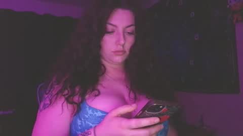 Snapshot of ivyy_sinss chatting on March 5, 2026, 2:18 am Amiee online show from March 5, 2026, 2:18 am