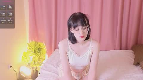 Snapshot of iwanturcarrot_ chatting on November 29, 2025, 11:13 am Bunny online show from November 29, 2025, 11:13 am