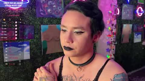 Snapshot of iwillbeyourmuse chatting on January 17, 2025, 2:08 am Muse hethey online show from January 17, 2025, 2:08 am