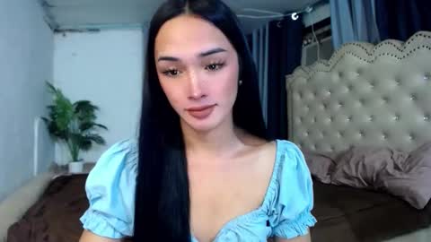 Snapshot of iwillcum4u_ chatting on December 23, 2025, 12:30 am iwillcum4u_ online show from December 23, 2025, 12:30 am