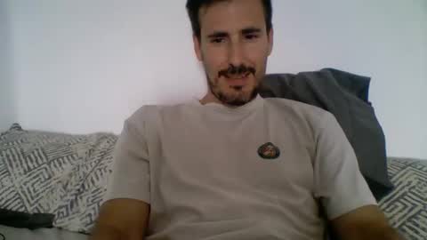 Snapshot of iyoperro chatting on September 28, 2025, 2:11 pm Casandro online show from September 28, 2025, 2:11 pm