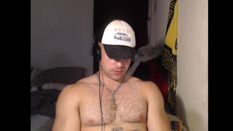 Snapshot of izak144 chatting on December 3, 2024, 3:52 am izak144 online show from December 3, 2024, 3:52 am