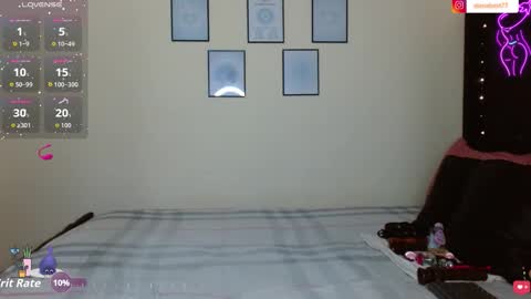 Snapshot of izzabelvalentine chatting on October 18, 2025, 5:57 pm Izzabel Valentine online show from October 18, 2025, 5:57 pm