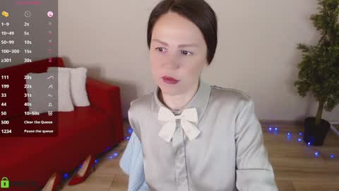 Snapshot of izzy_cam chatting on April 4, 2026, 4:55 am Queen of nylon Victoria online show from April 4, 2026, 4:55 am