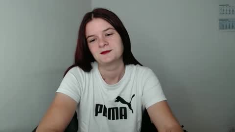 Snapshot of izzyflame18 chatting on October 3, 2025, 3:36 am Shygirl online show from October 3, 2025, 3:36 am
