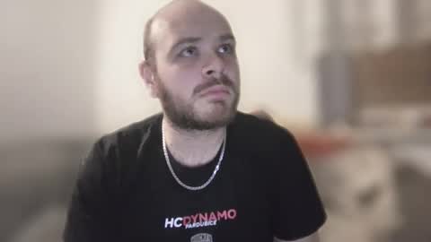 Snapshot of j4ku8 chatting on December 22, 2025, 6:16 pm j4ku8 online show from December 22, 2025, 6:16 pm