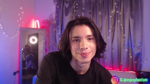 Hey im Jaxxxon check my info     online show from October 30, 2025, 2:13 am