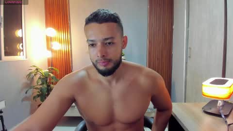 Snapshot of j_calix chatting on May 9, 2026, 1:55 am Calix Independient model Insta and twt Calixsnake online show from May 9, 2026, 1:55 am