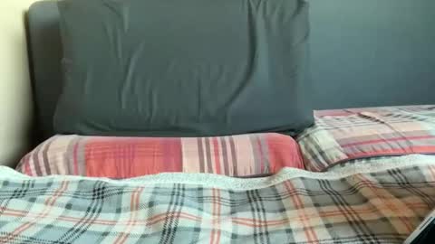 Snapshot of j_dc chatting on November 25, 2025, 1:22 pm j_dc online show from November 25, 2025, 1:22 pm