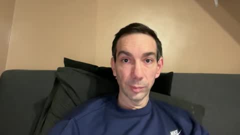 Snapshot of j_dc chatting on November 28, 2025, 4:20 pm j_dc online show from November 28, 2025, 4:20 pm