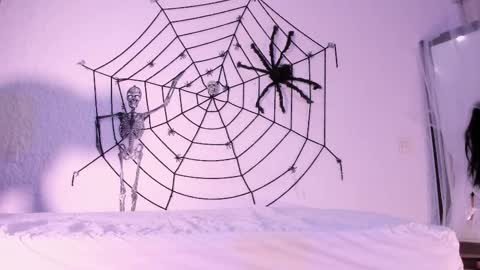 Snapshot of j_martony chatting on October 27, 2025, 12:20 pm j_martony online show from October 27, 2025, 12:20 pm