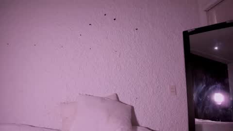 Snapshot of j_martony chatting on November 11, 2025, 12:27 pm j_martony online show from November 11, 2025, 12:27 pm