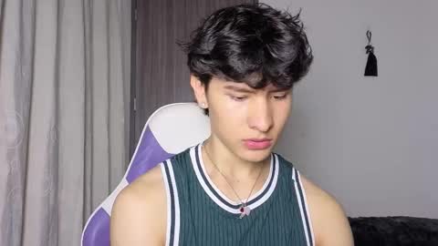 Snapshot of j_u_p_i_t_e_r chatting on October 29, 2025, 2:30 pm Noah online show from October 29, 2025, 2:30 pm